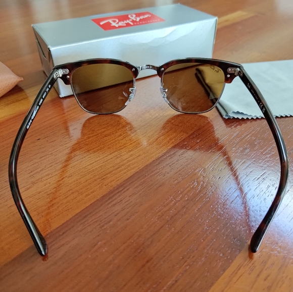 Ray Ban Clubmaster Men's Sunglasses - Picture 8 of 9